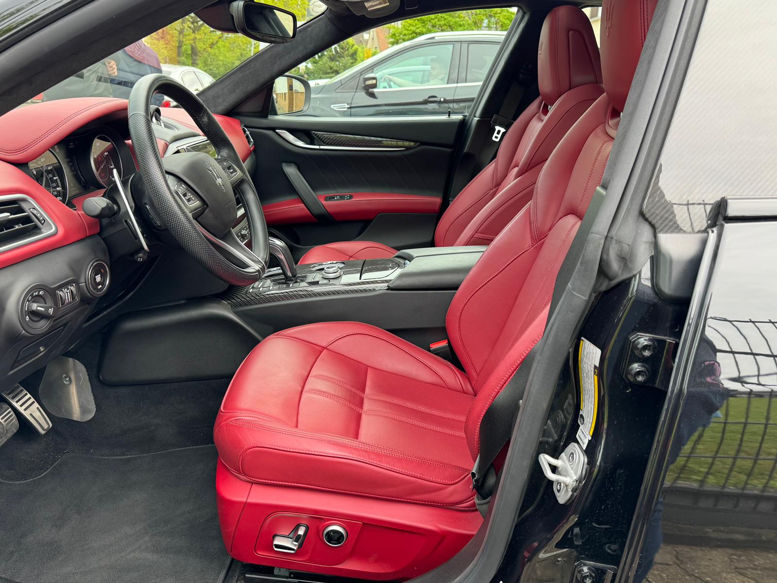 Buy Noleggio auto Audi S3